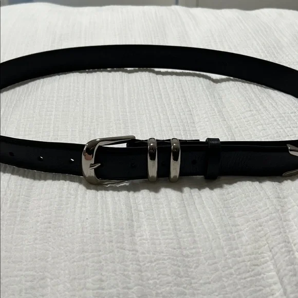 Black Leather Belt with Nickel Buckle | Favorite Daughter - Picture 4 of 4